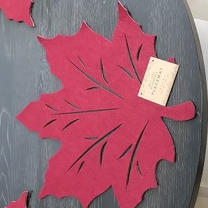 Four..Fall 🍂 🍁 leaf reversible placemats.
